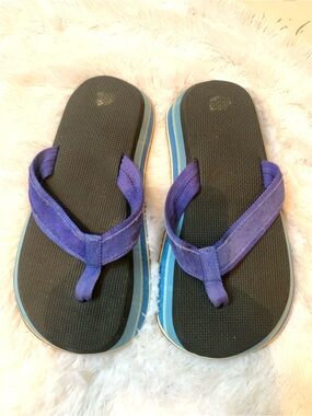 Vintage surfer sandals